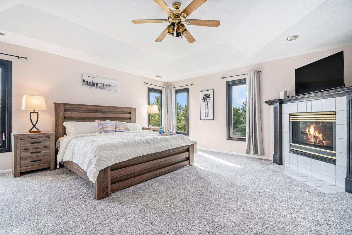 Furnished 5 Bedroom Executive *