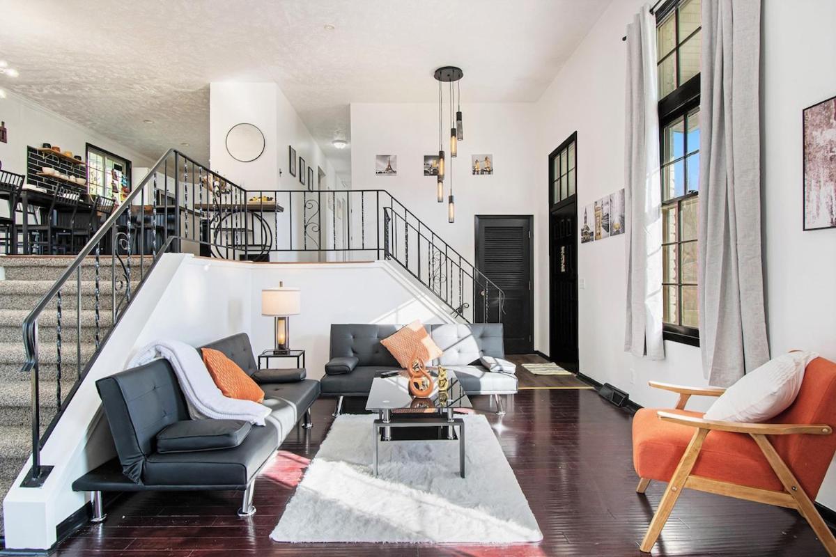 Charming Elegance Getaway *