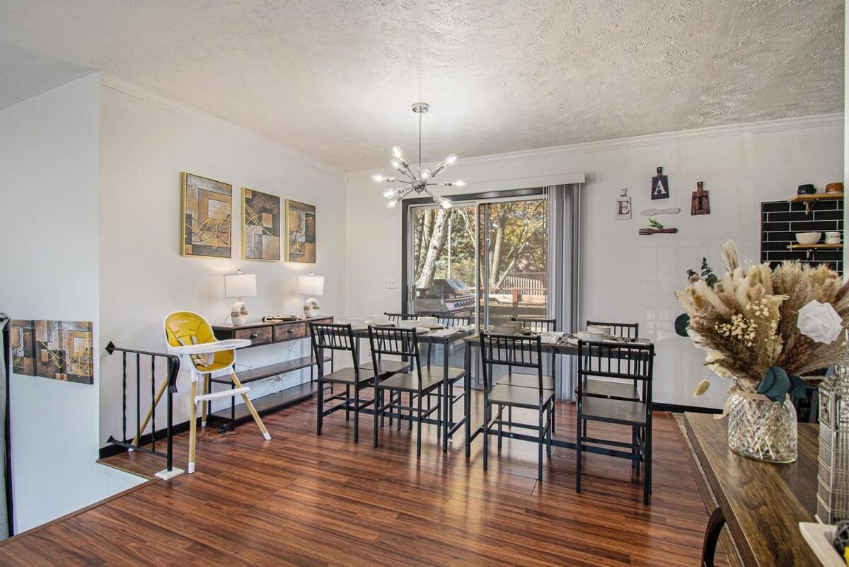 Charming Elegance Getaway Omaha