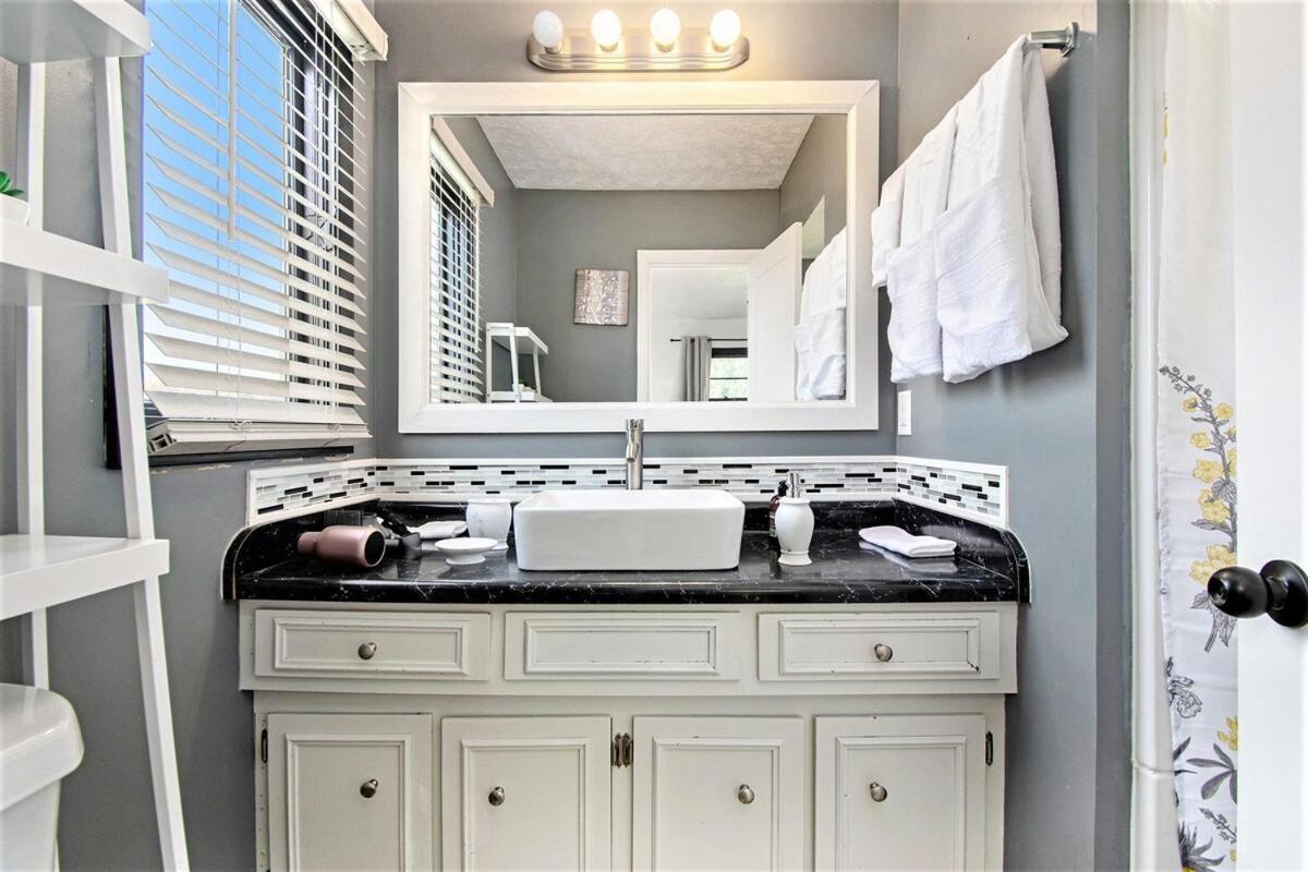 Holiday home Charming Elegance Getaway *