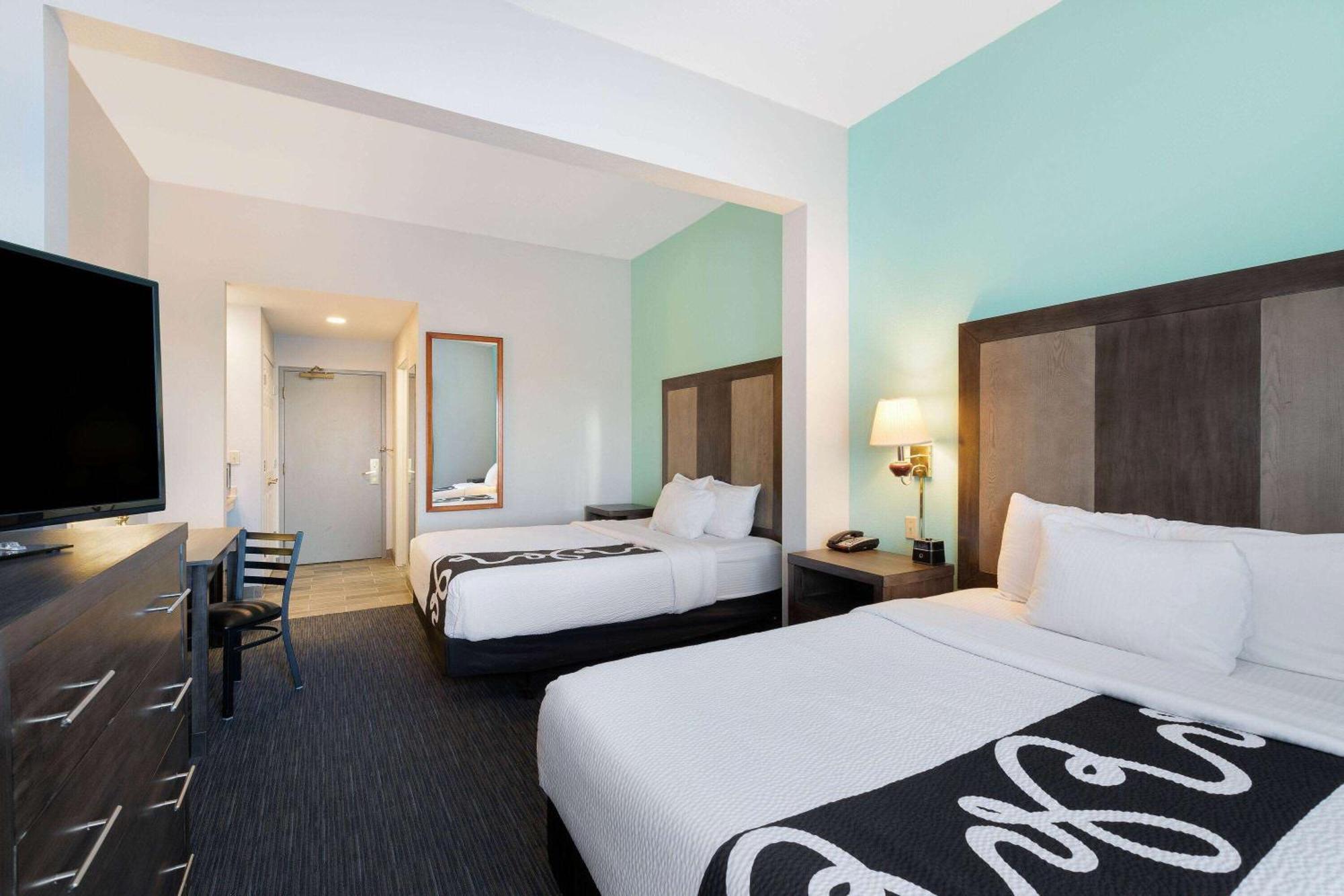 La Quinta By Wyndham Airport Downtown Omaha