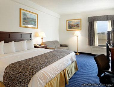 Hotel Baymont & 2*