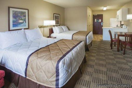 Extended America - - West 2* Omaha