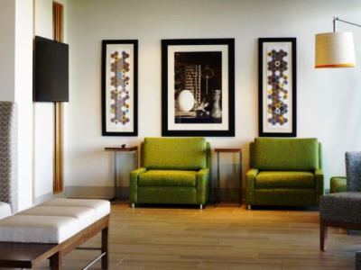 Hotel Express & - Millard Area By Ihg 3*