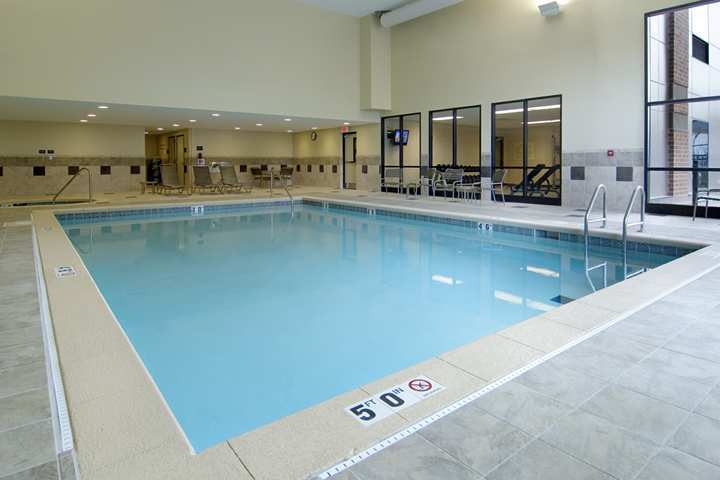 Hotel Hampton & Omaha-downtown 3*