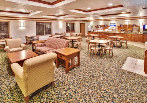 Hotel Express & West By Ihg