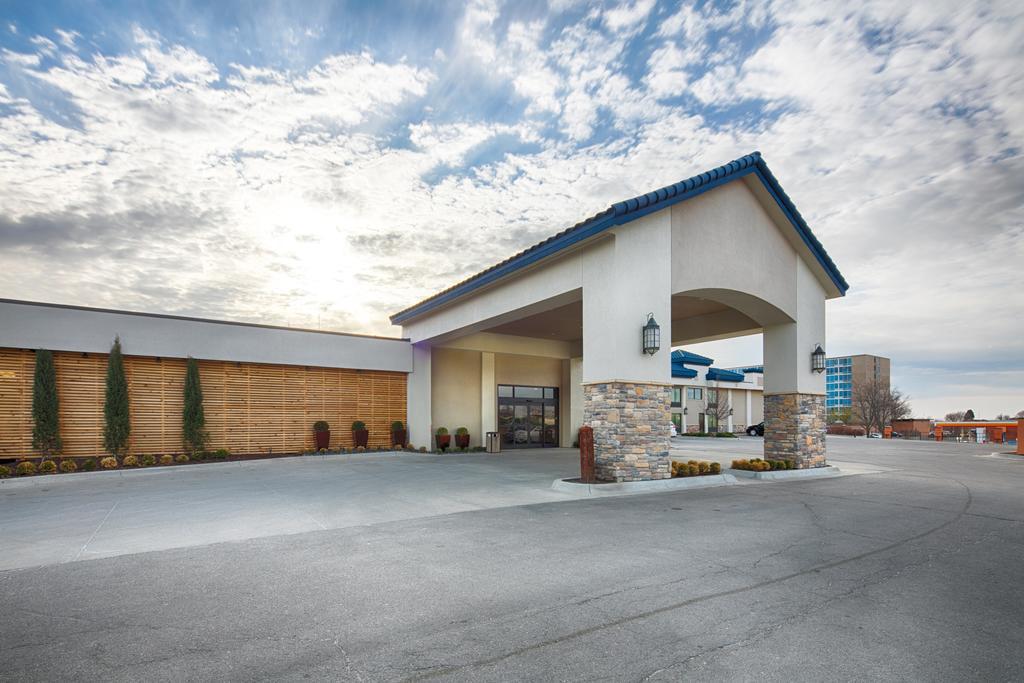Hotel Ramada Plaza By Wyndham Omaha