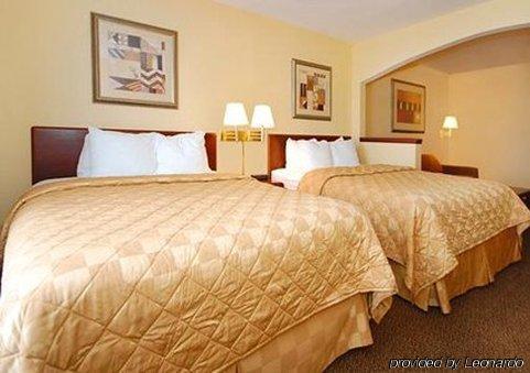 Hotel Express & By Ihg Omaha