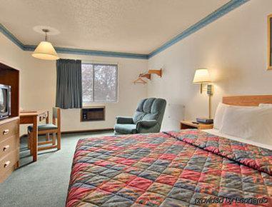 Hotel Super 8 By Wyndham Ne Omaha