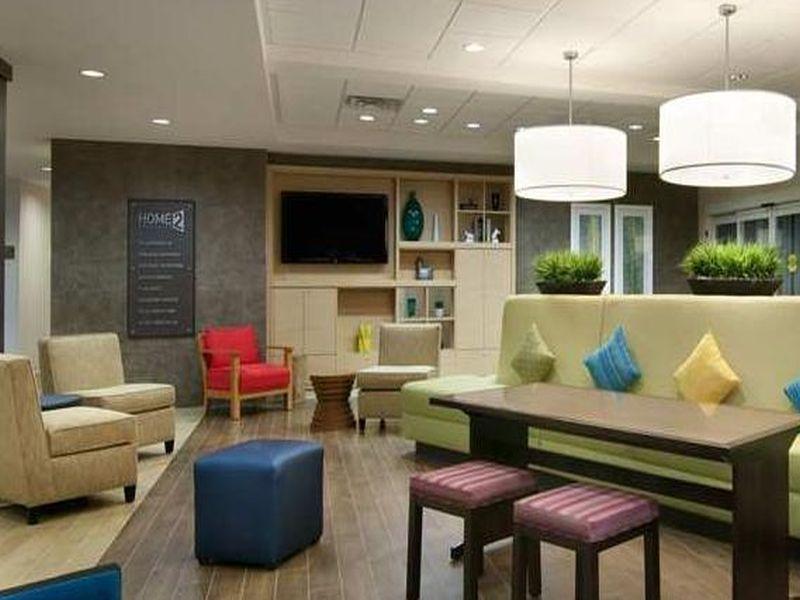Hotel Home2 By Hilton West Omaha