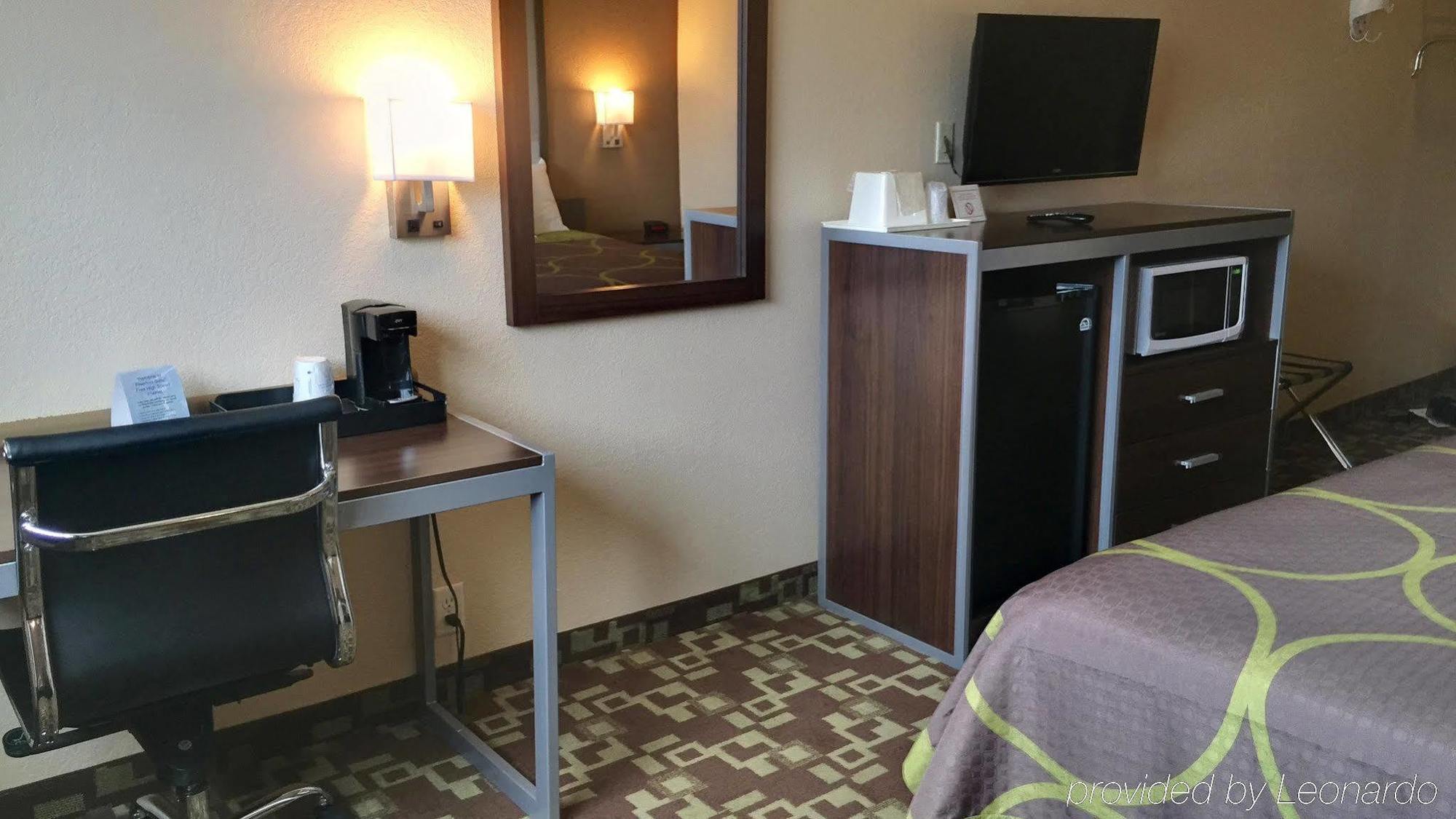 Hotel 402 Omaha