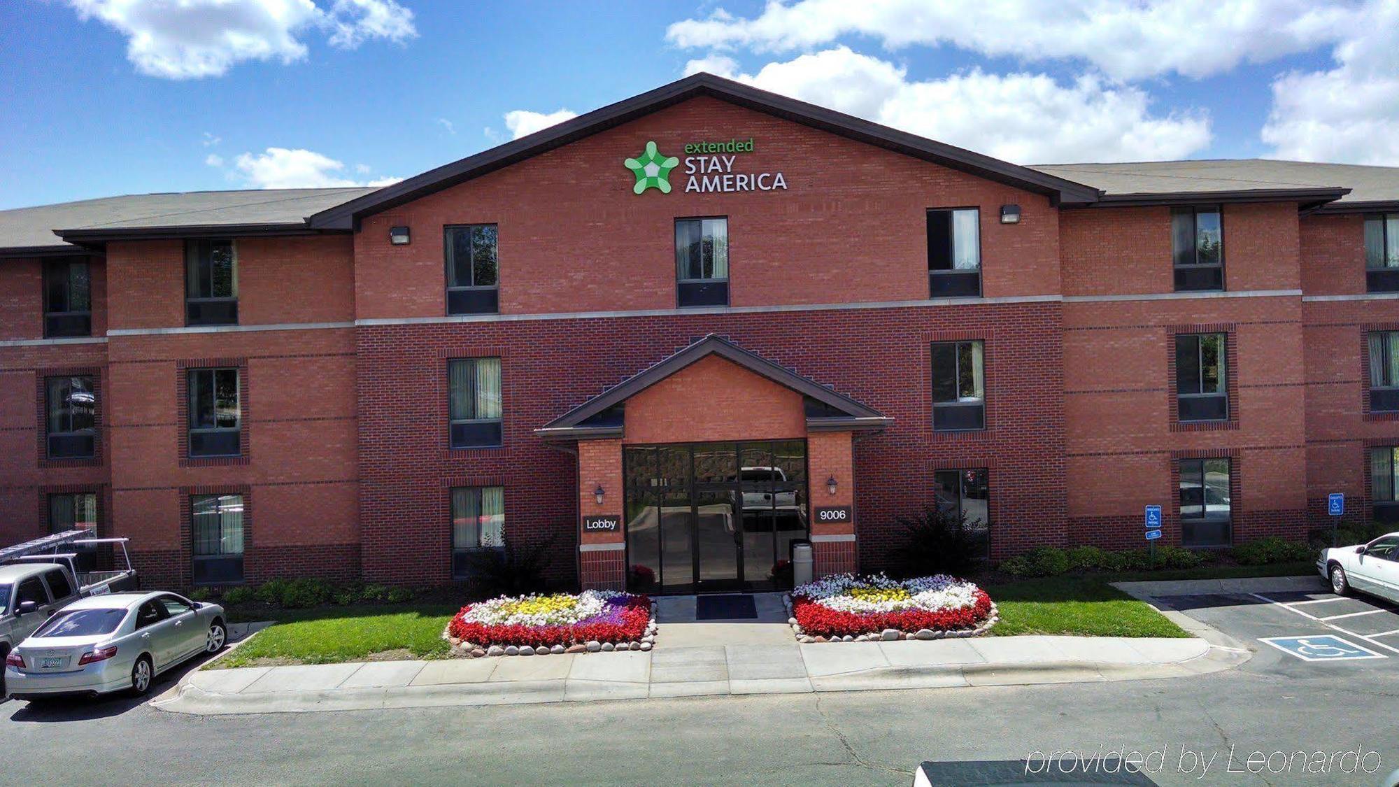 Extended America - - West Hotel