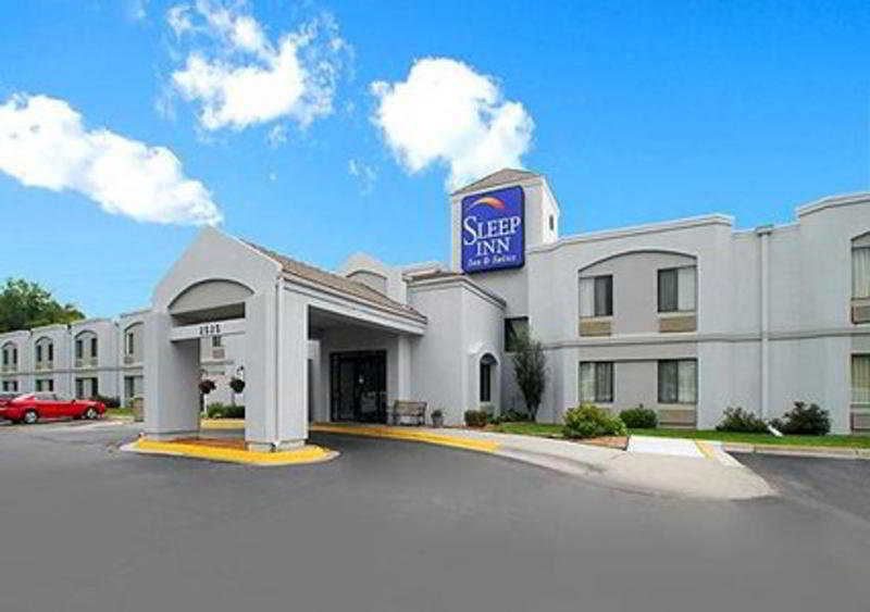 Sleep & Airport Hotel