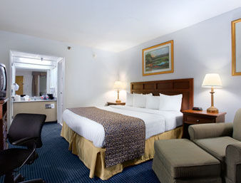 Baymont & Hotel Omaha