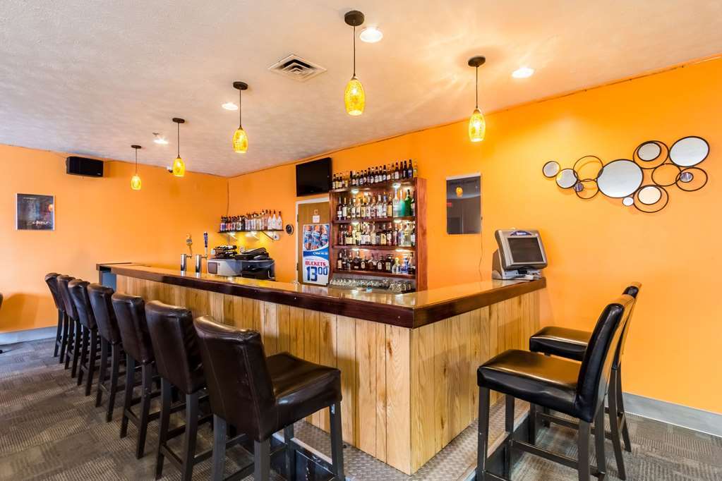 Quality & West - Ne Linclon Hotel