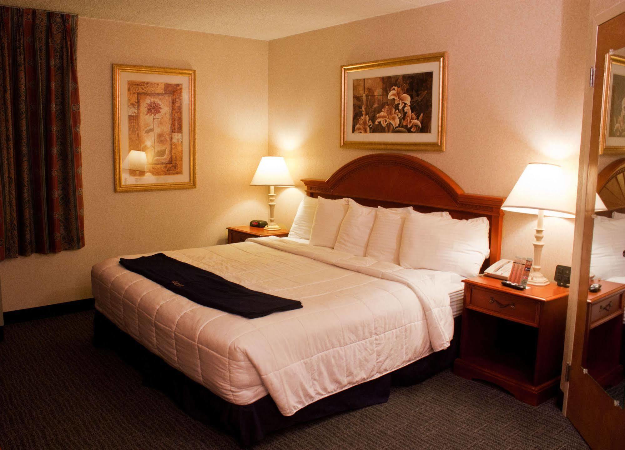 Hotel New Victorian &