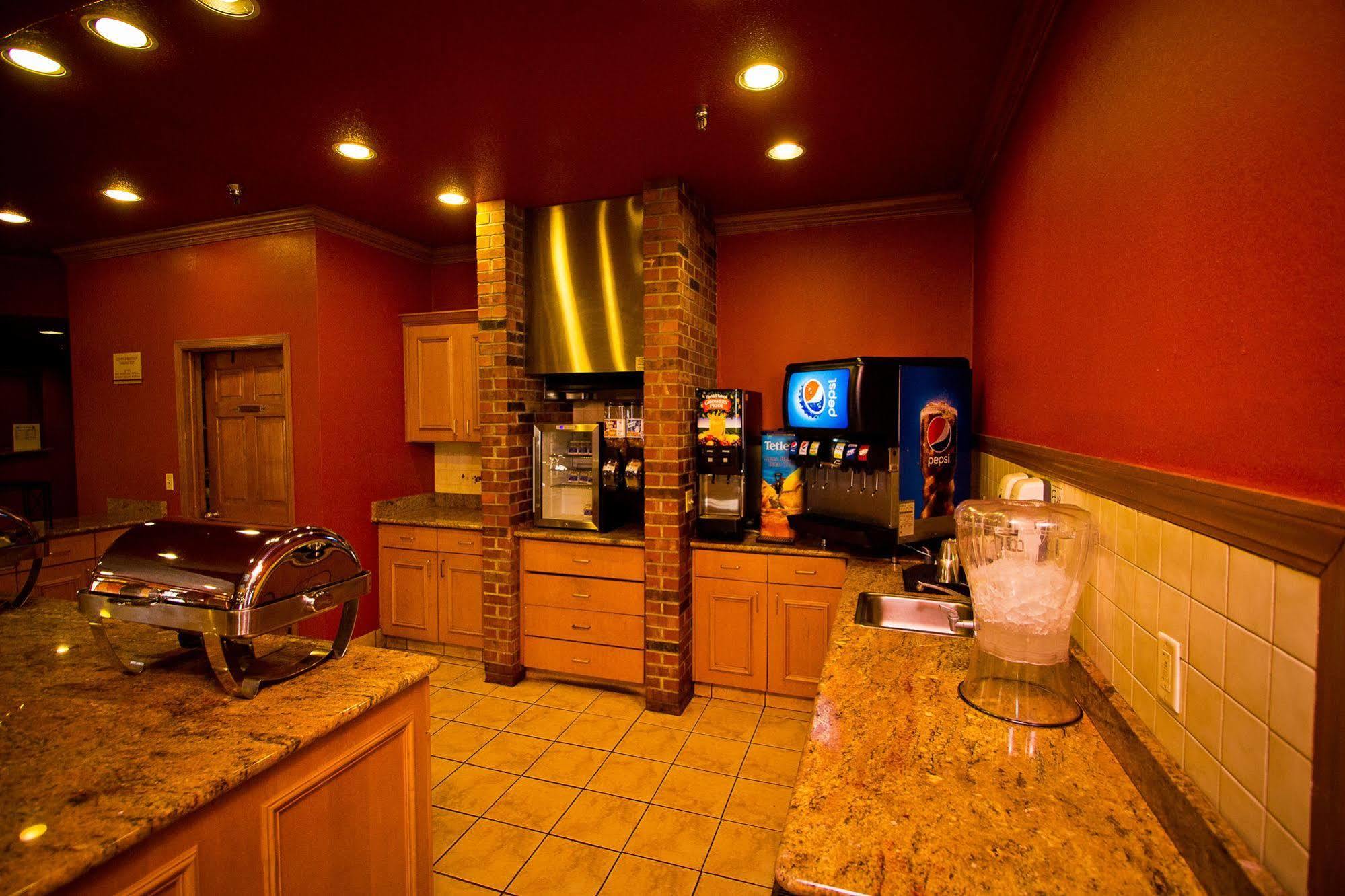 Hotel Suburban Extended 3*
