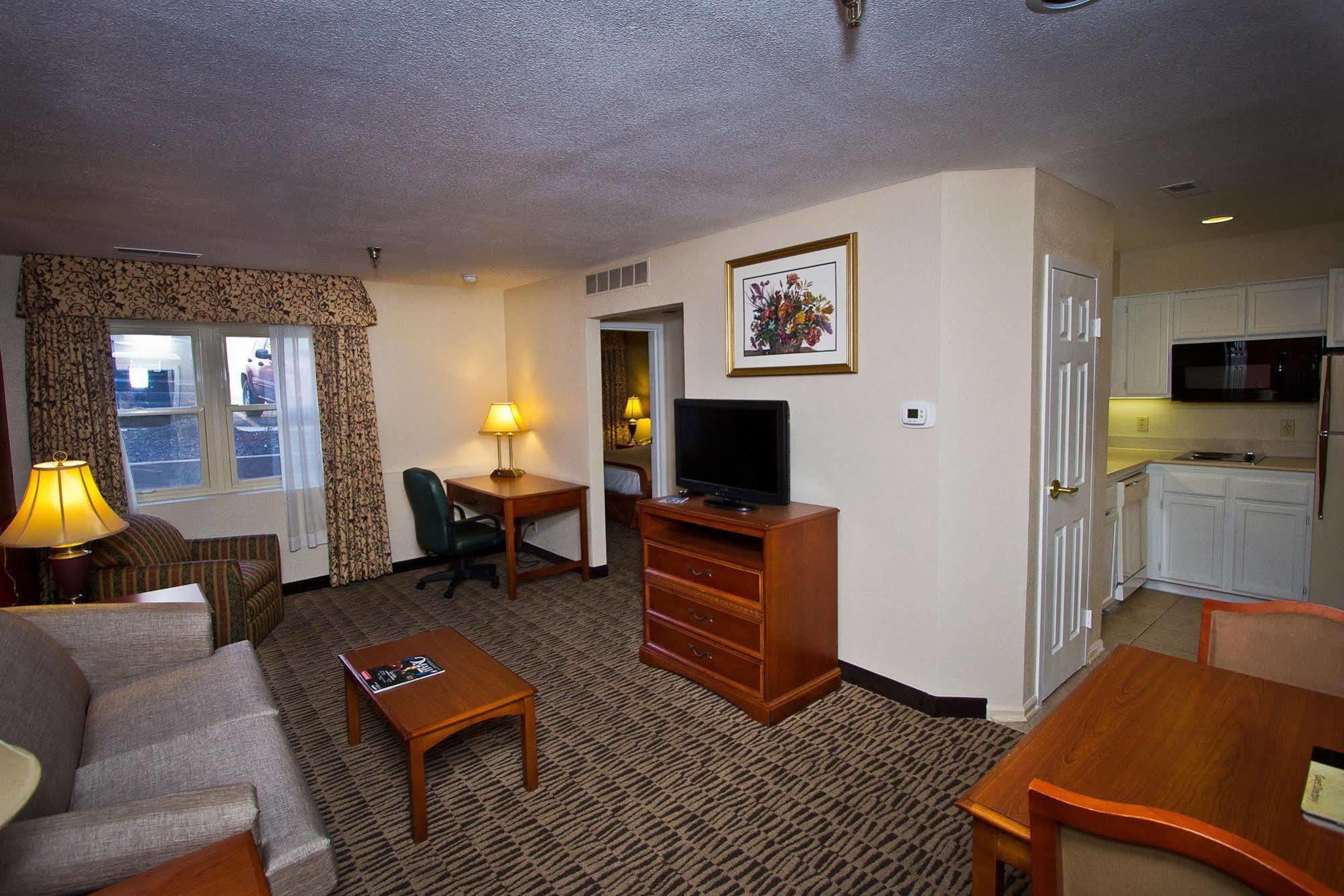 Suburban Extended Hotel 3*
