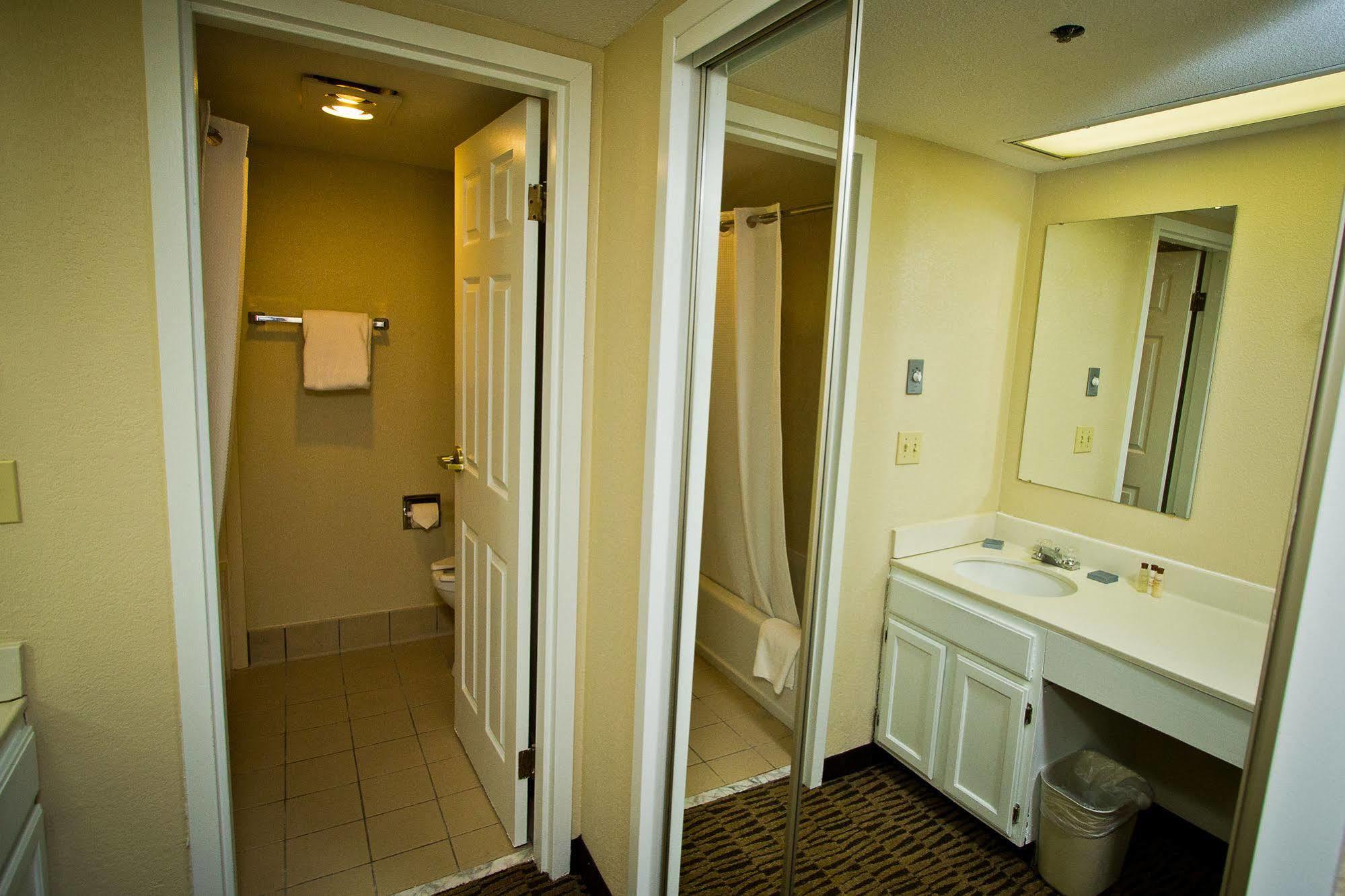 Suburban Extended Hotel Omaha