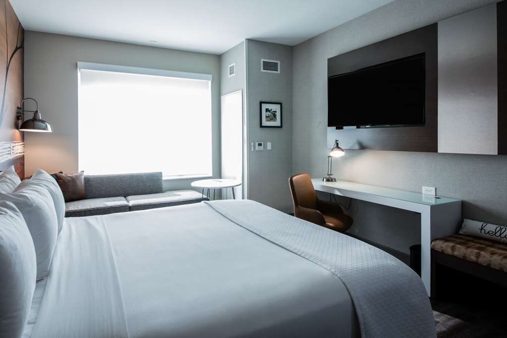 Cambria Downtown Hotel Omaha