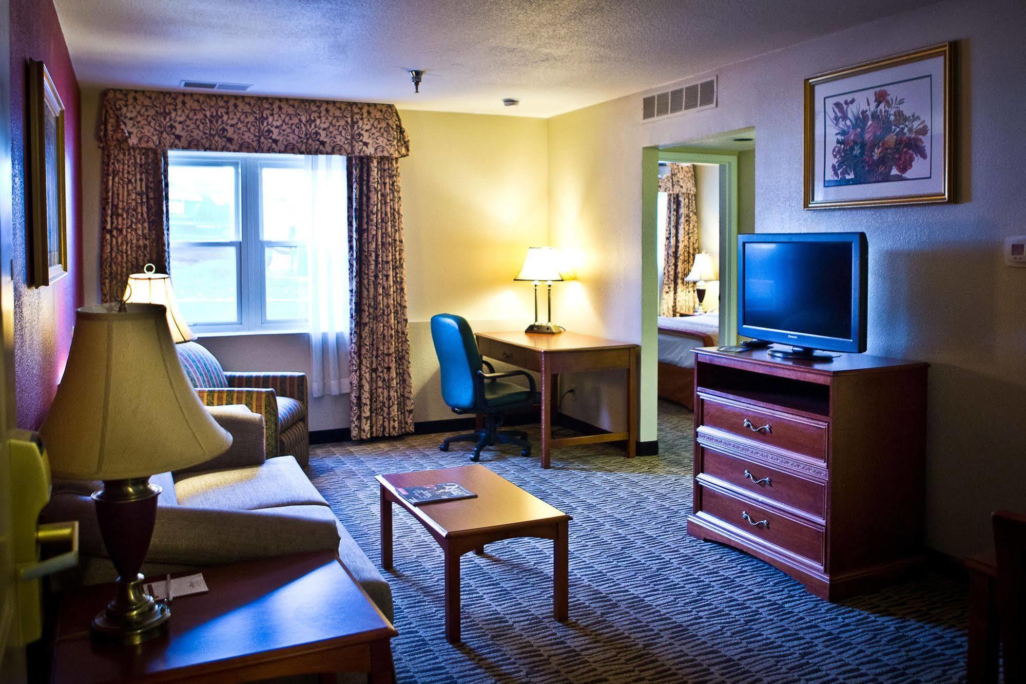Suburban Extended Hotel 3*