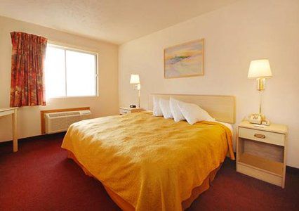 Quality & West - Ne Linclon Hotel Omaha