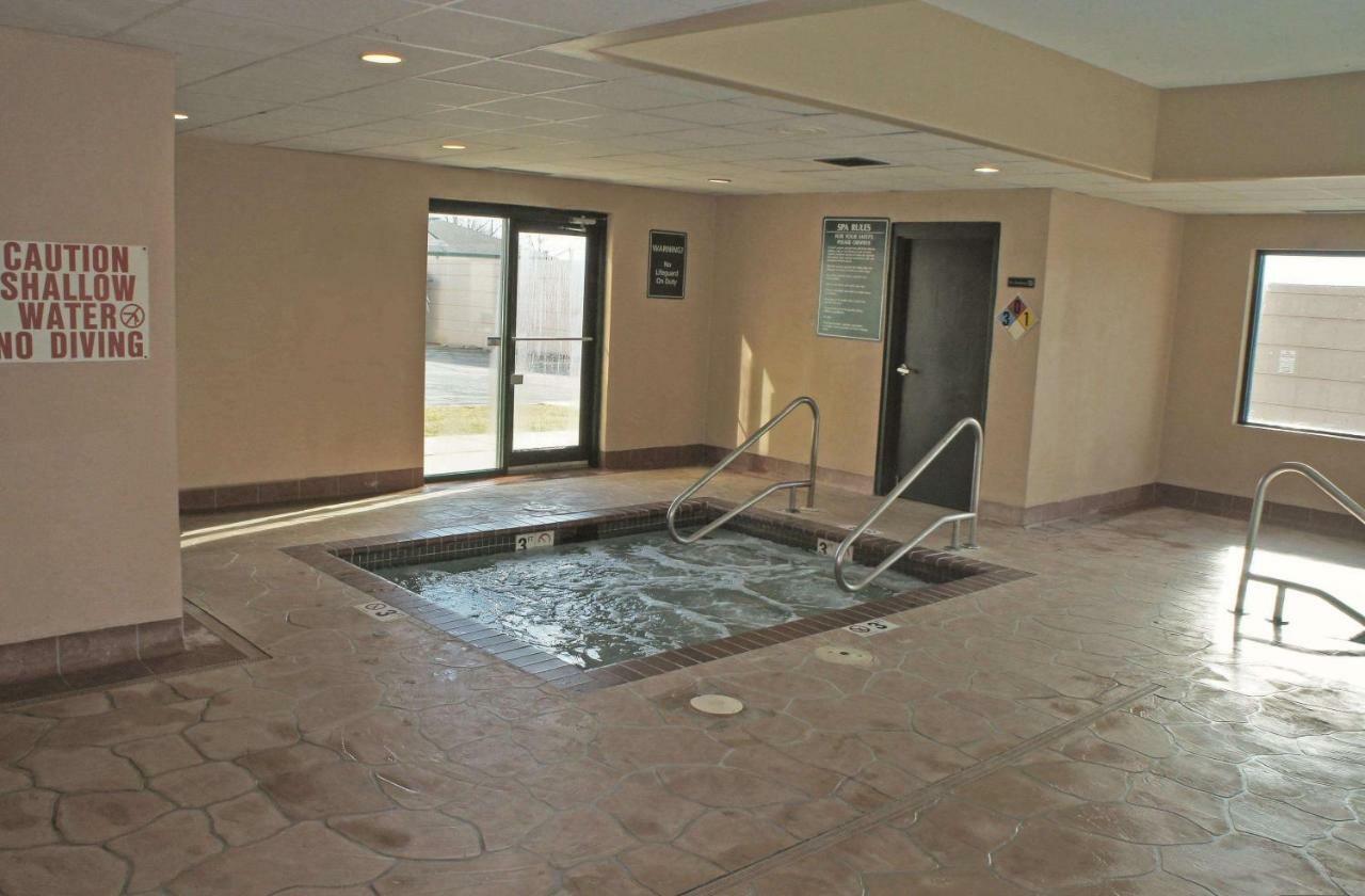 Hotel La Quinta By Wyndham Airport Downtown