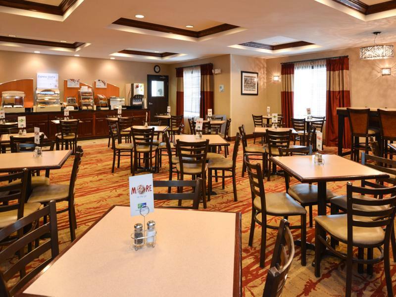 Hotel Express & Cherry Hills By Ihg