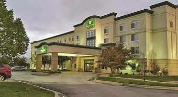 Hotel La Quinta By Wyndham Airport Downtown