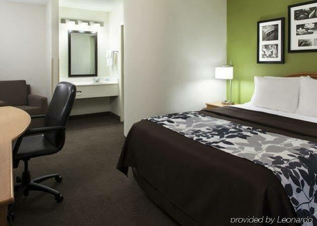 Sleep & Airport 2* Omaha