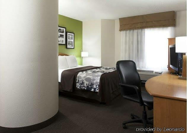 Sleep & Airport Hotel 2*