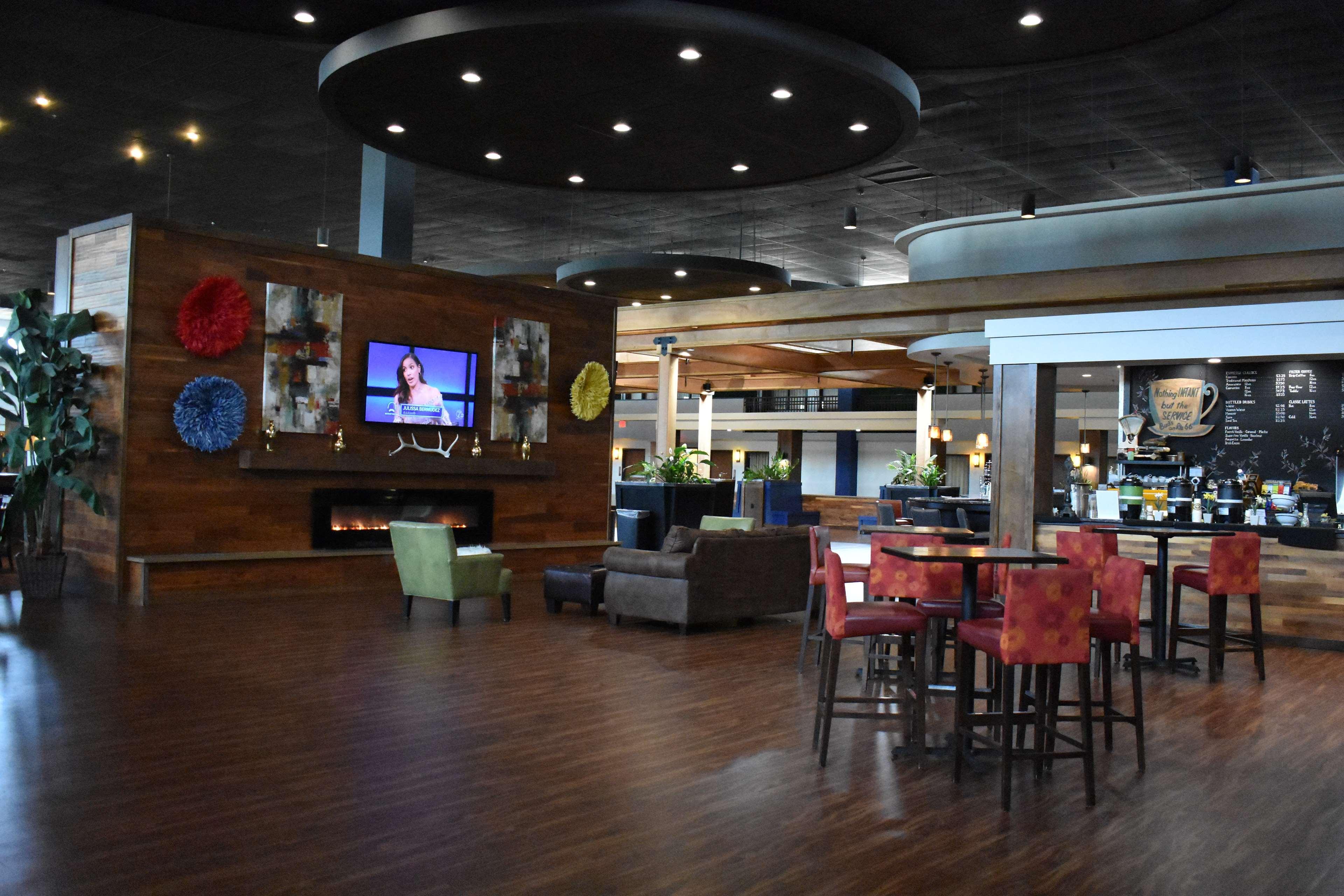 Hotel Ramada Plaza By Wyndham