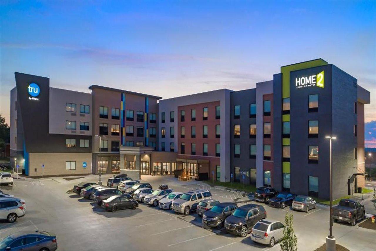 Tru By Hilton I 80 At 72nd Street, Ne 3*