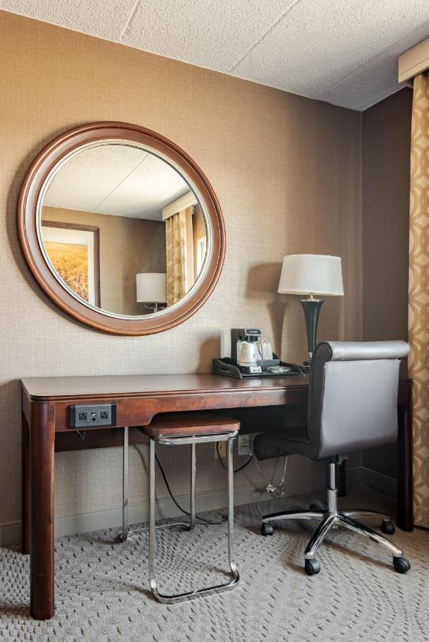 Wyndham - West Dodge Omaha