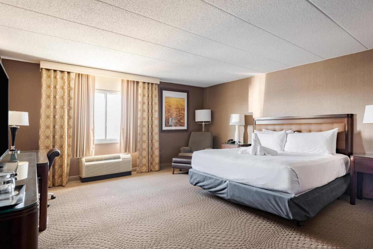 Hotel Wyndham - West Dodge Omaha