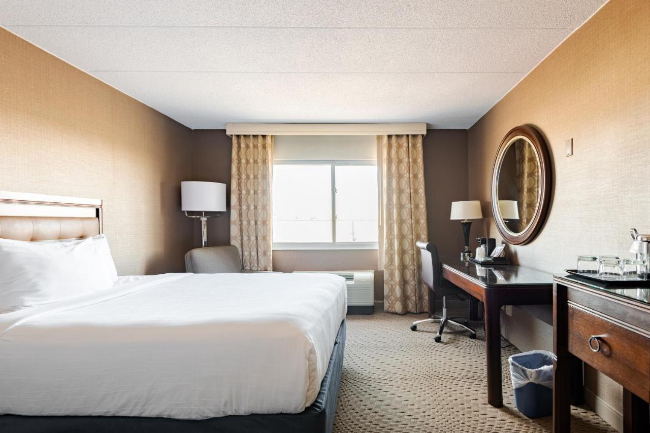 Hotel Wyndham - West Dodge Omaha