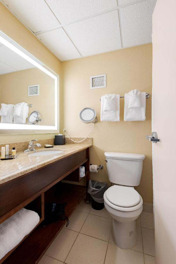 Hotel Wyndham - West Dodge Omaha