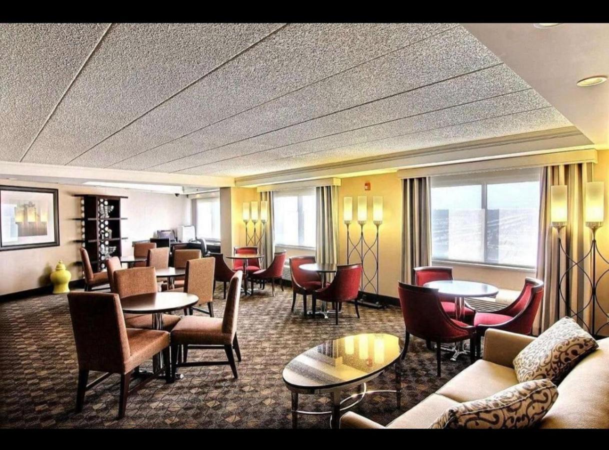 Wyndham - West Dodge Hotel 3*