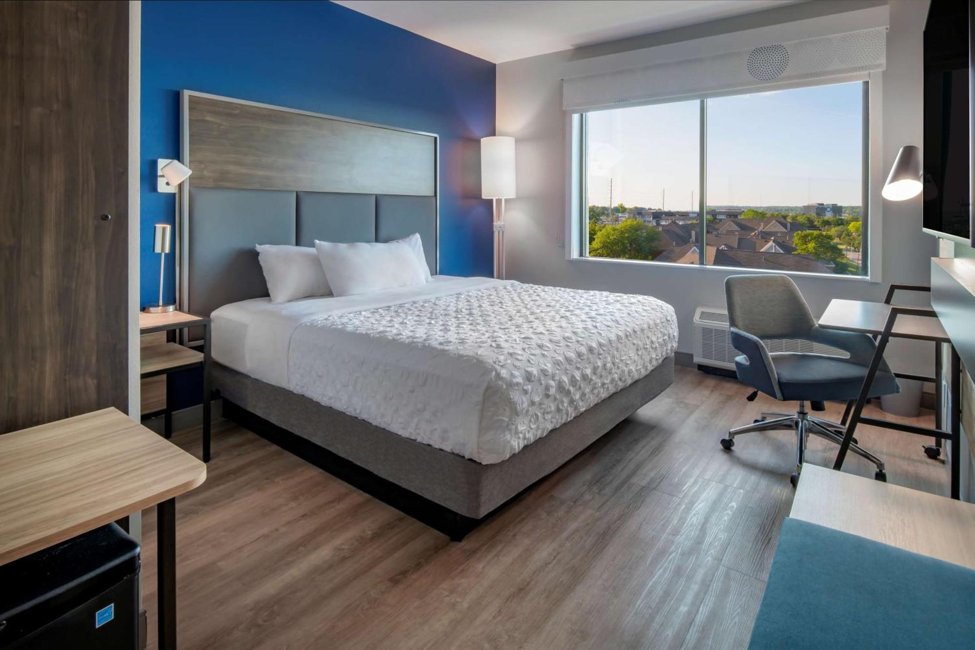 Hotel Tru By Hilton I 80 At 72nd Street, Ne Omaha