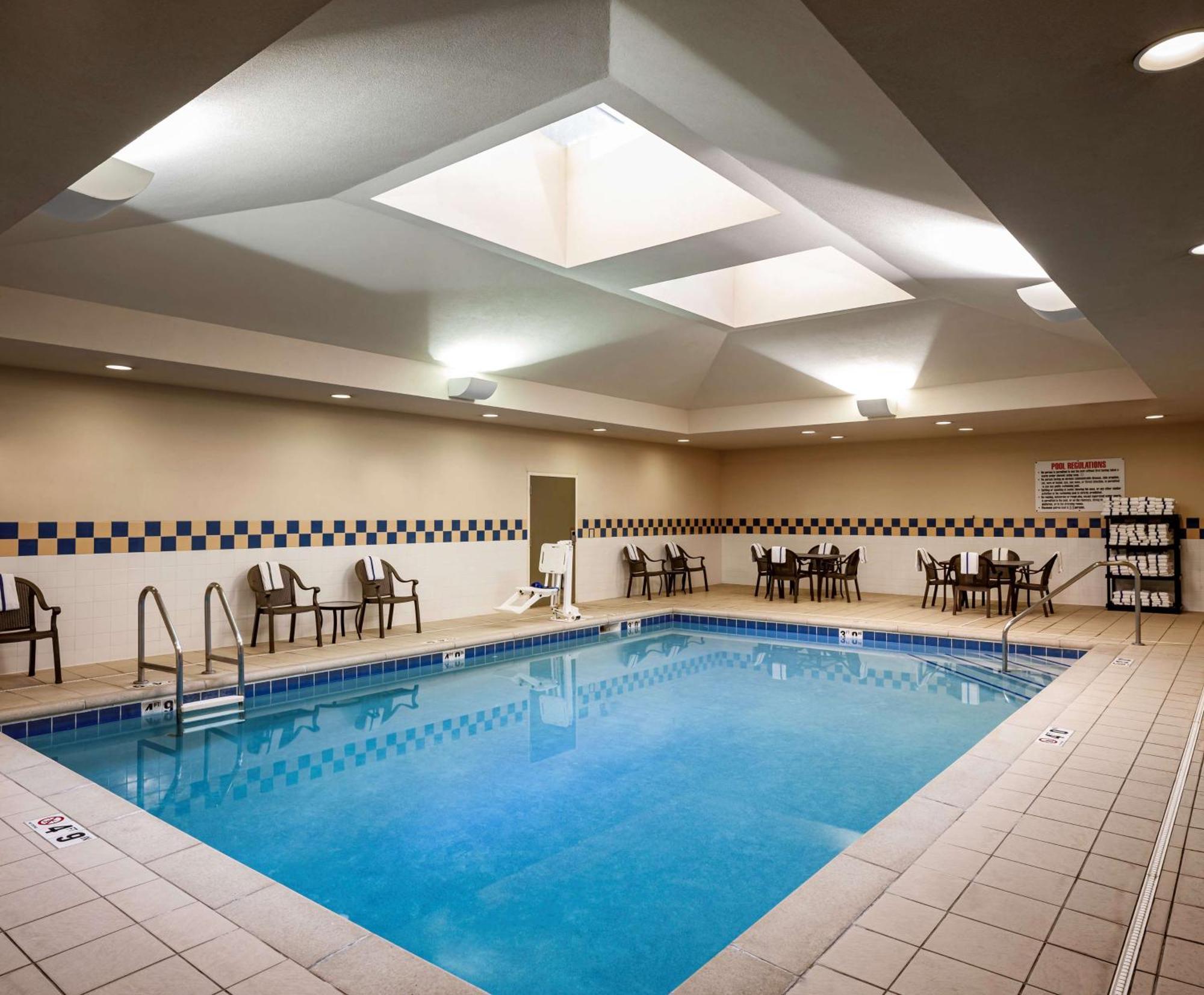 Hotel Hilton Garden Downtown-old Market Area 3*