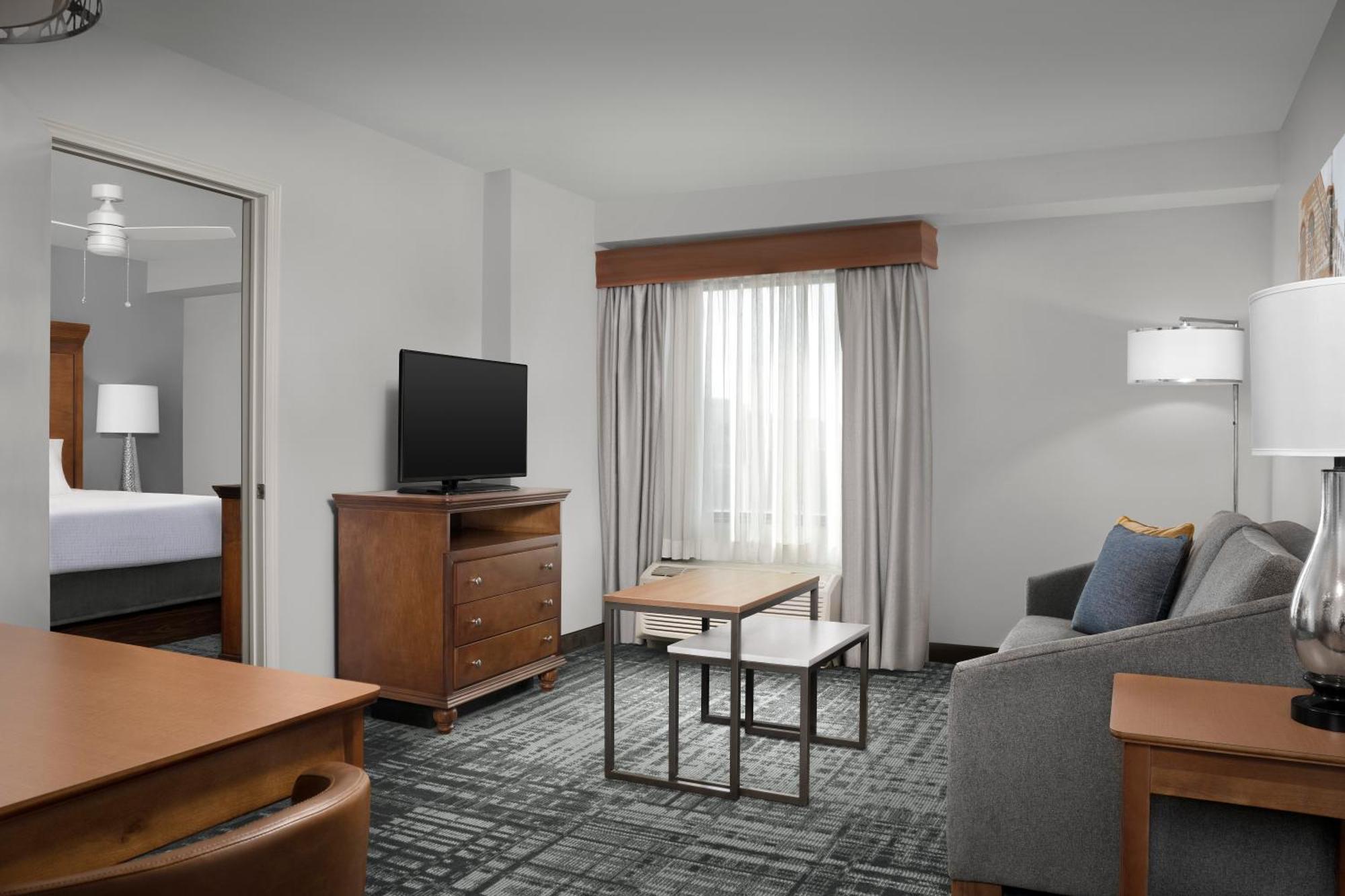 Hotel Homewood By Hilton - Downtown