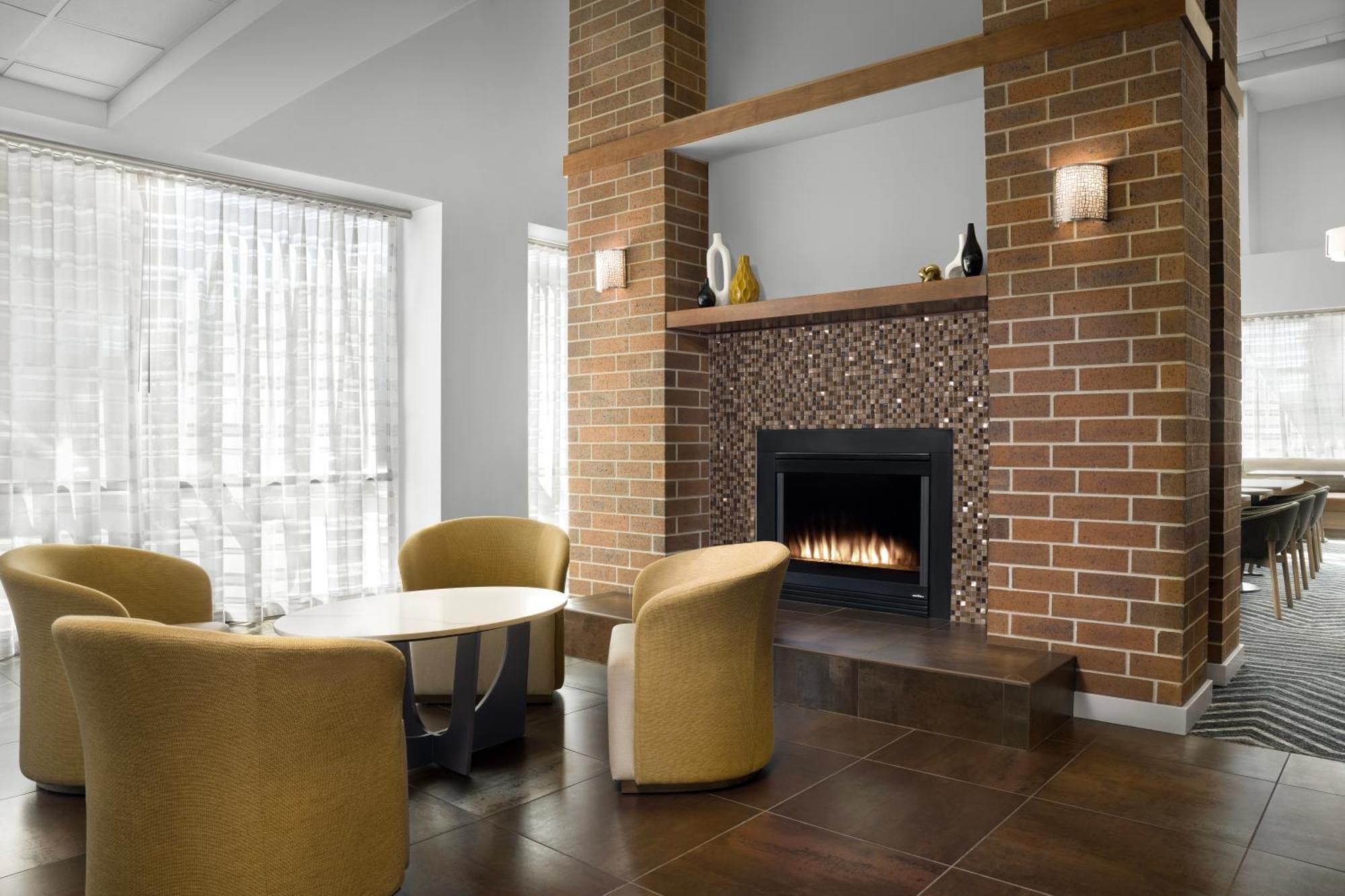 Hotel Homewood By Hilton - Downtown