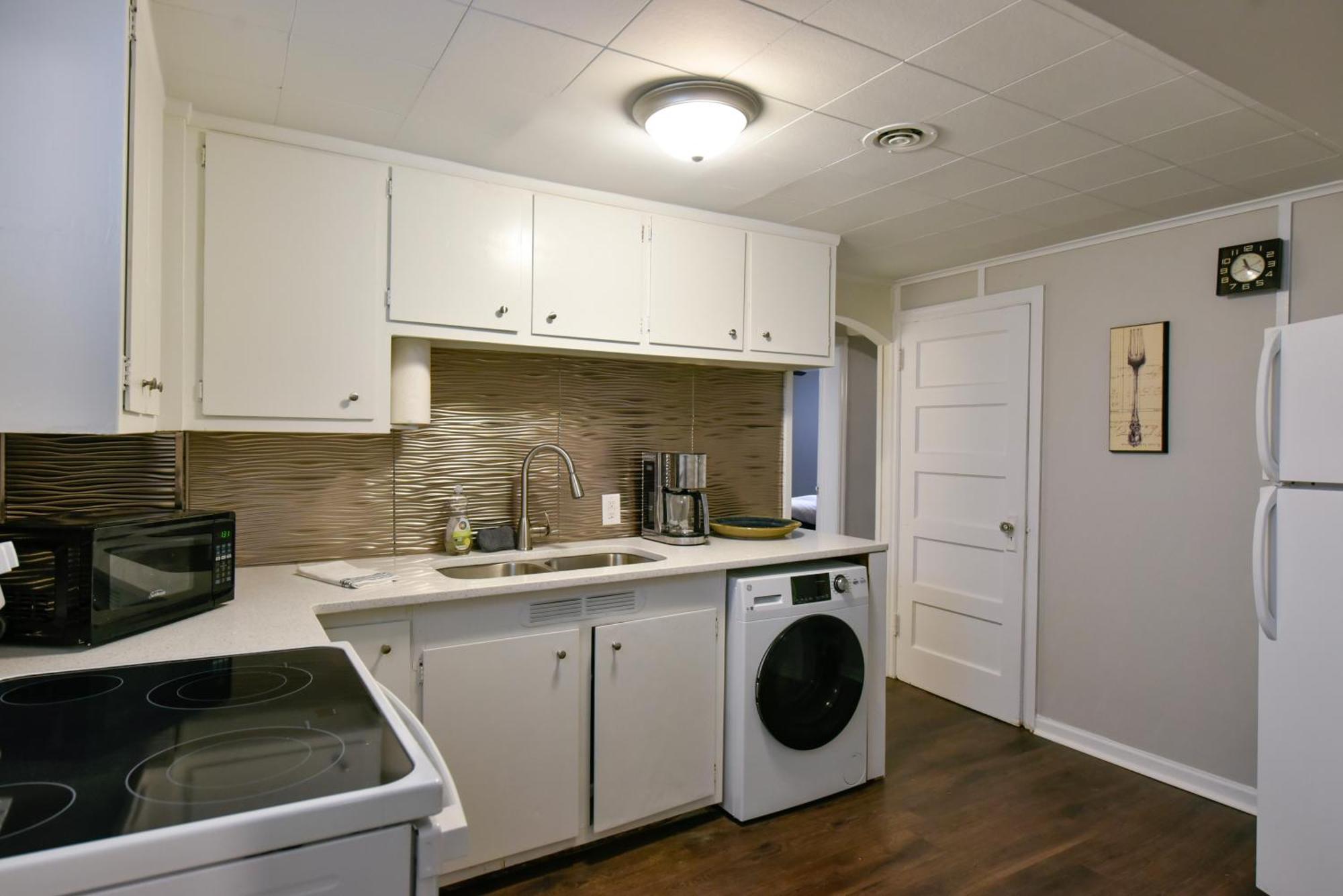 Comfy 1br King Near Hotspots Apartment Omaha