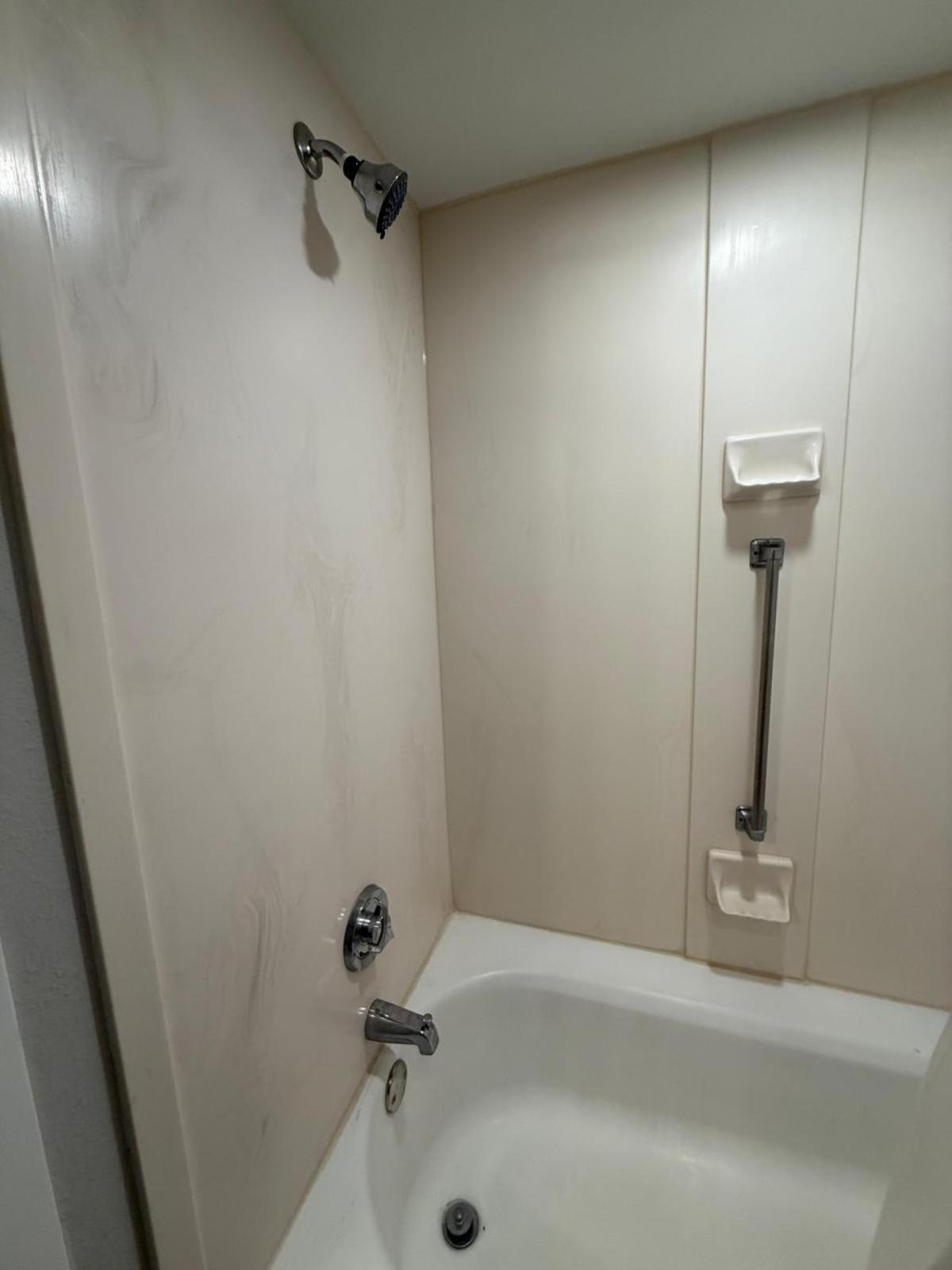 Apartment Aksarben 2 Bedroom-close To I80 Omaha