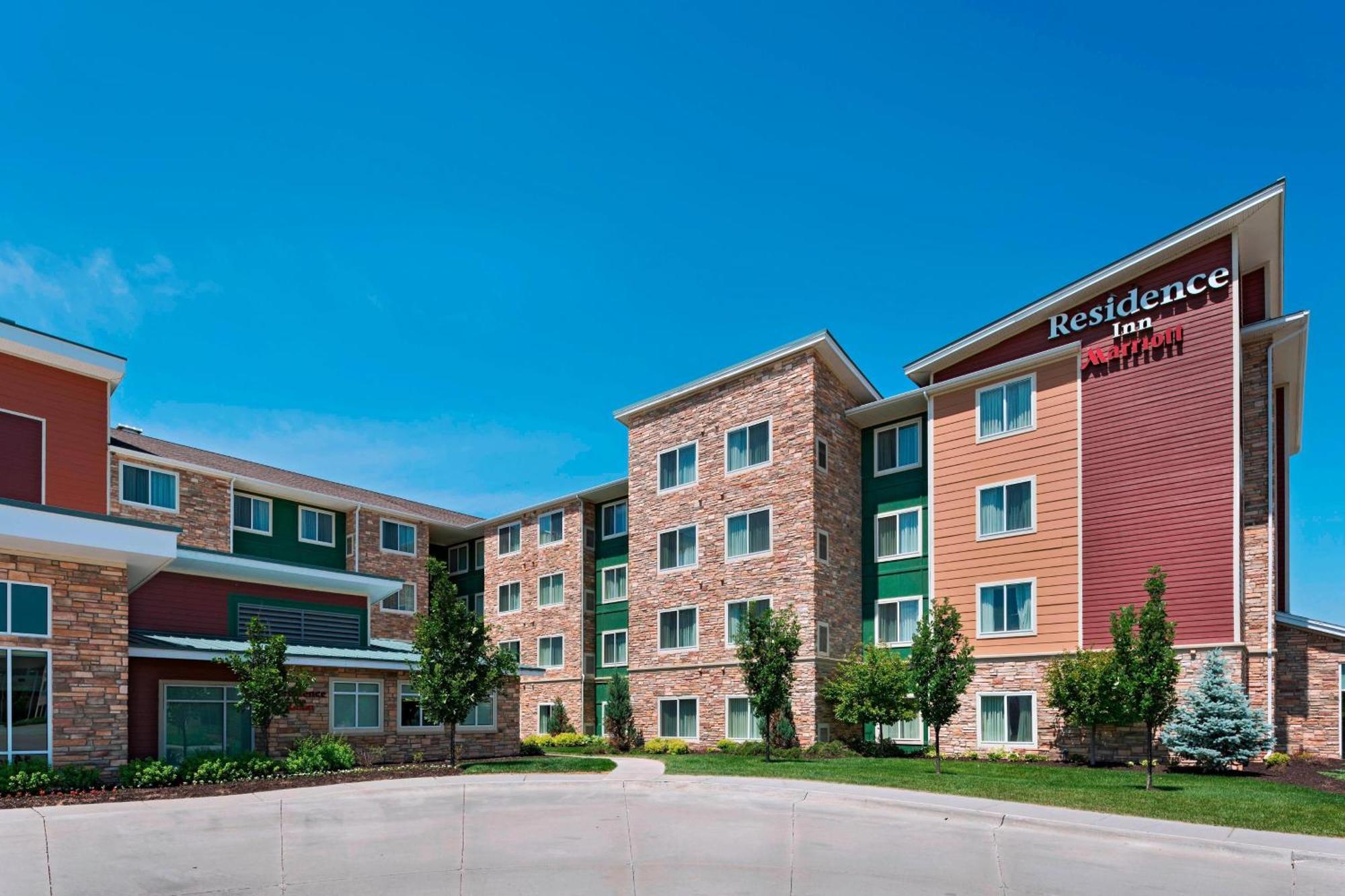 By Marriott West Hotel Omaha
