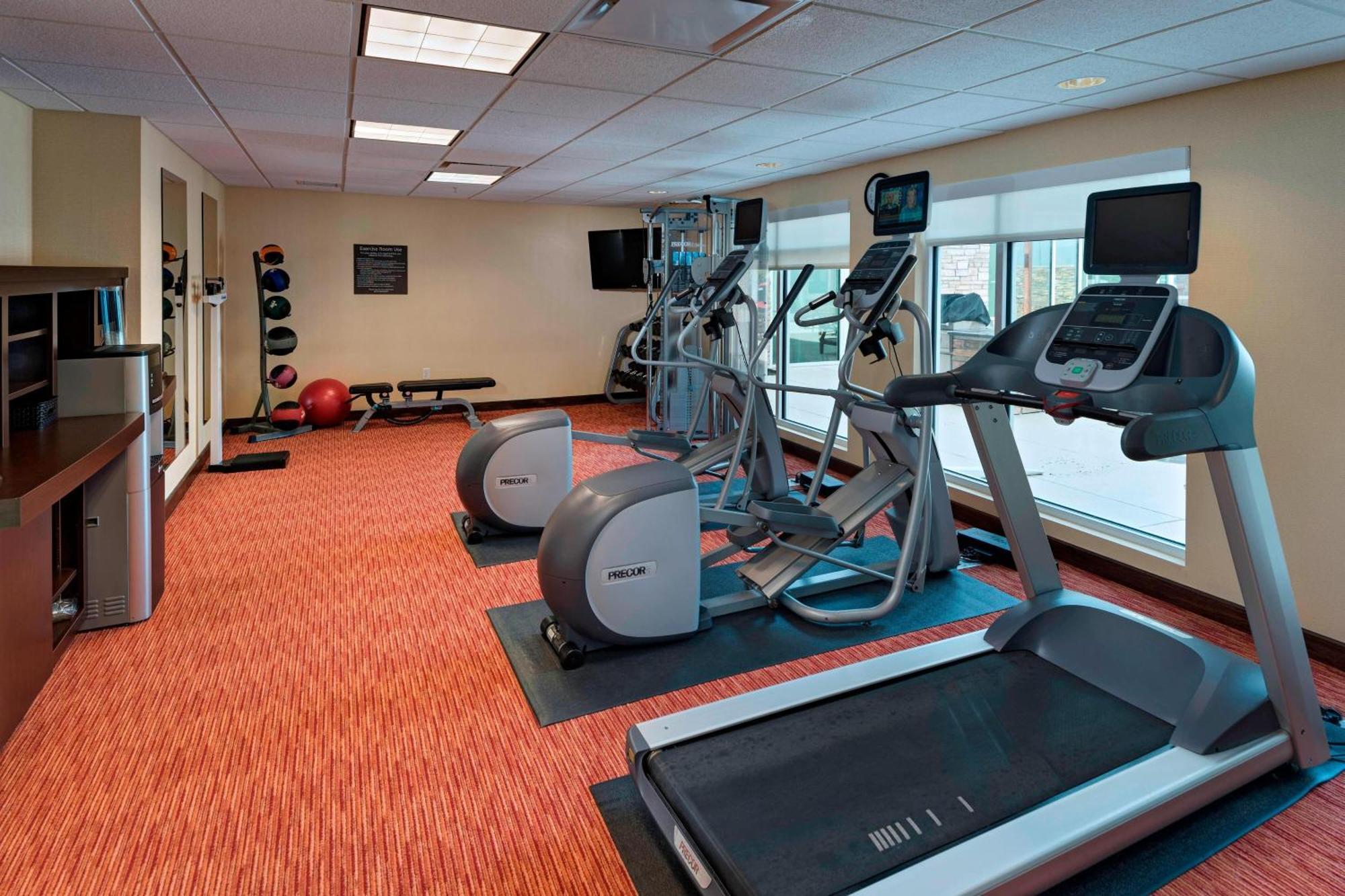 Hotel By Marriott West Omaha