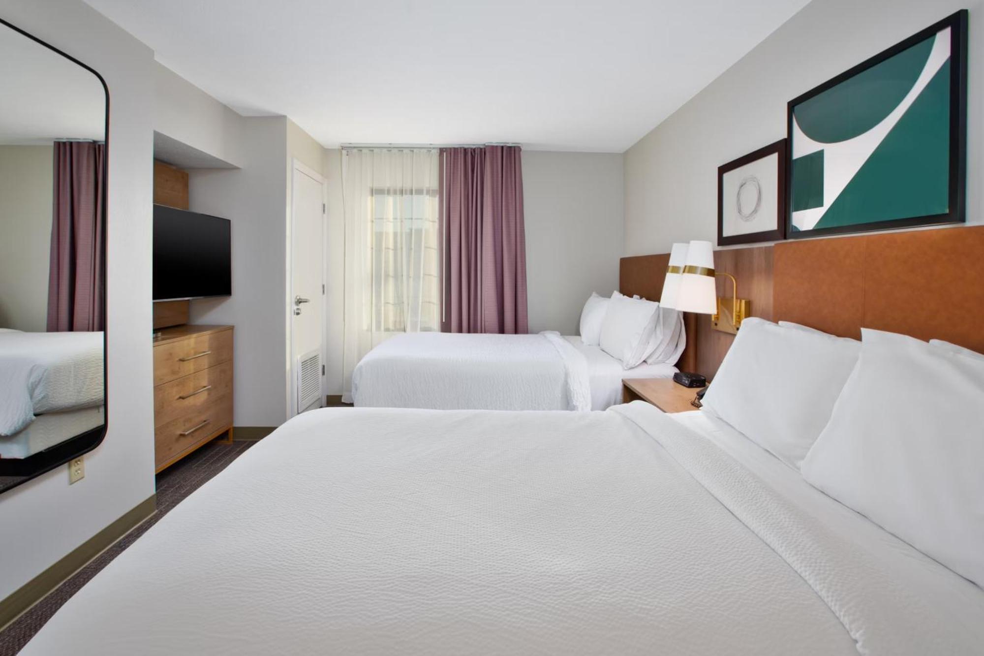 Staybridge 80th And Dodge By Ihg 3* Omaha