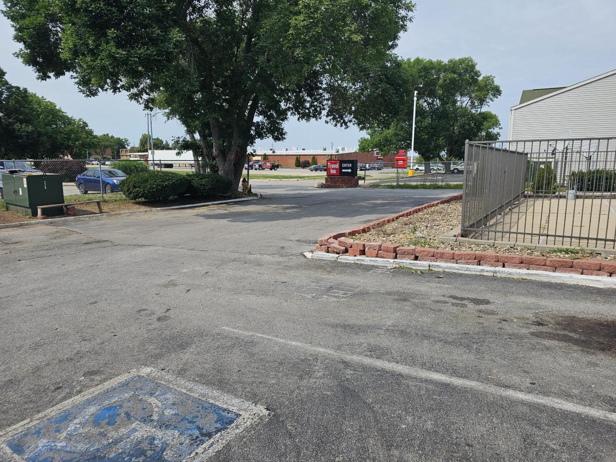 Travel By Oyo Motel 2*