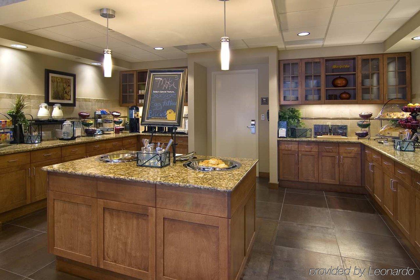 Hotel Homewood By Hilton - Downtown 3*