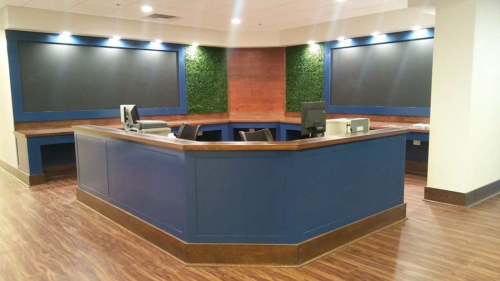 Hotel Ramada Plaza By Wyndham 3*